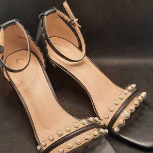 Black Comfort One Block Heels with Pearl Decorative Uppers Size 11M
